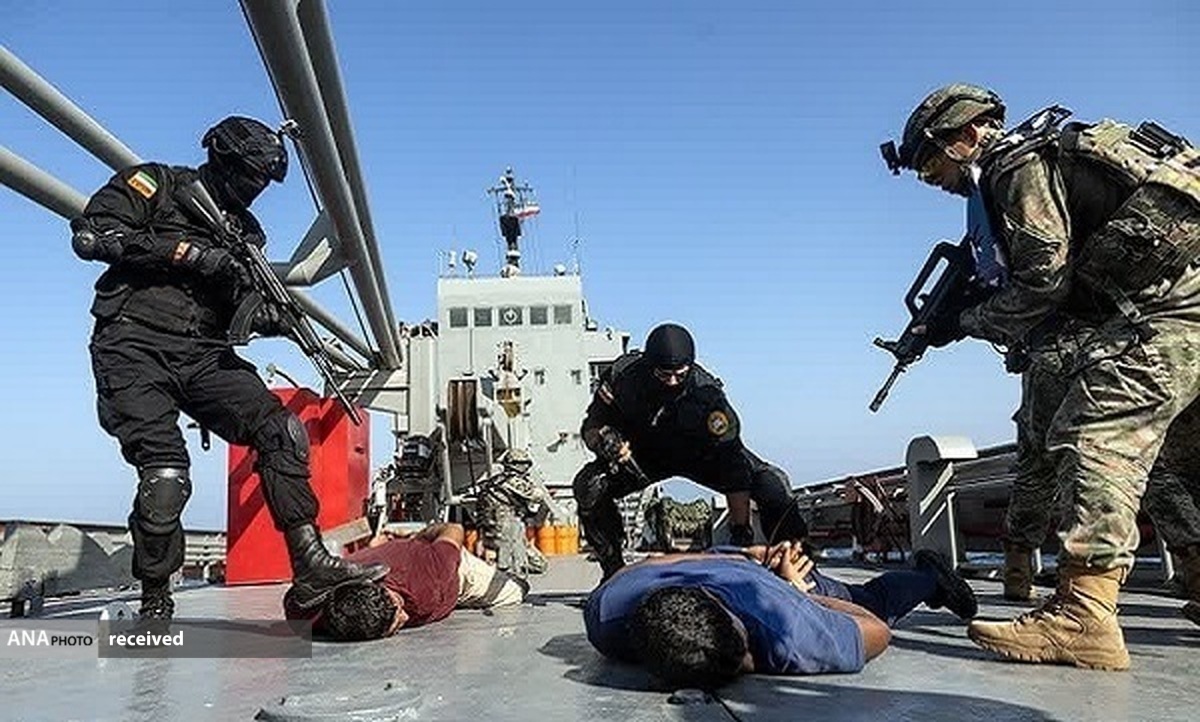 اجرای عملیات آزاد‌سازی کشتی ربوده شده توسط دزدان دریایی