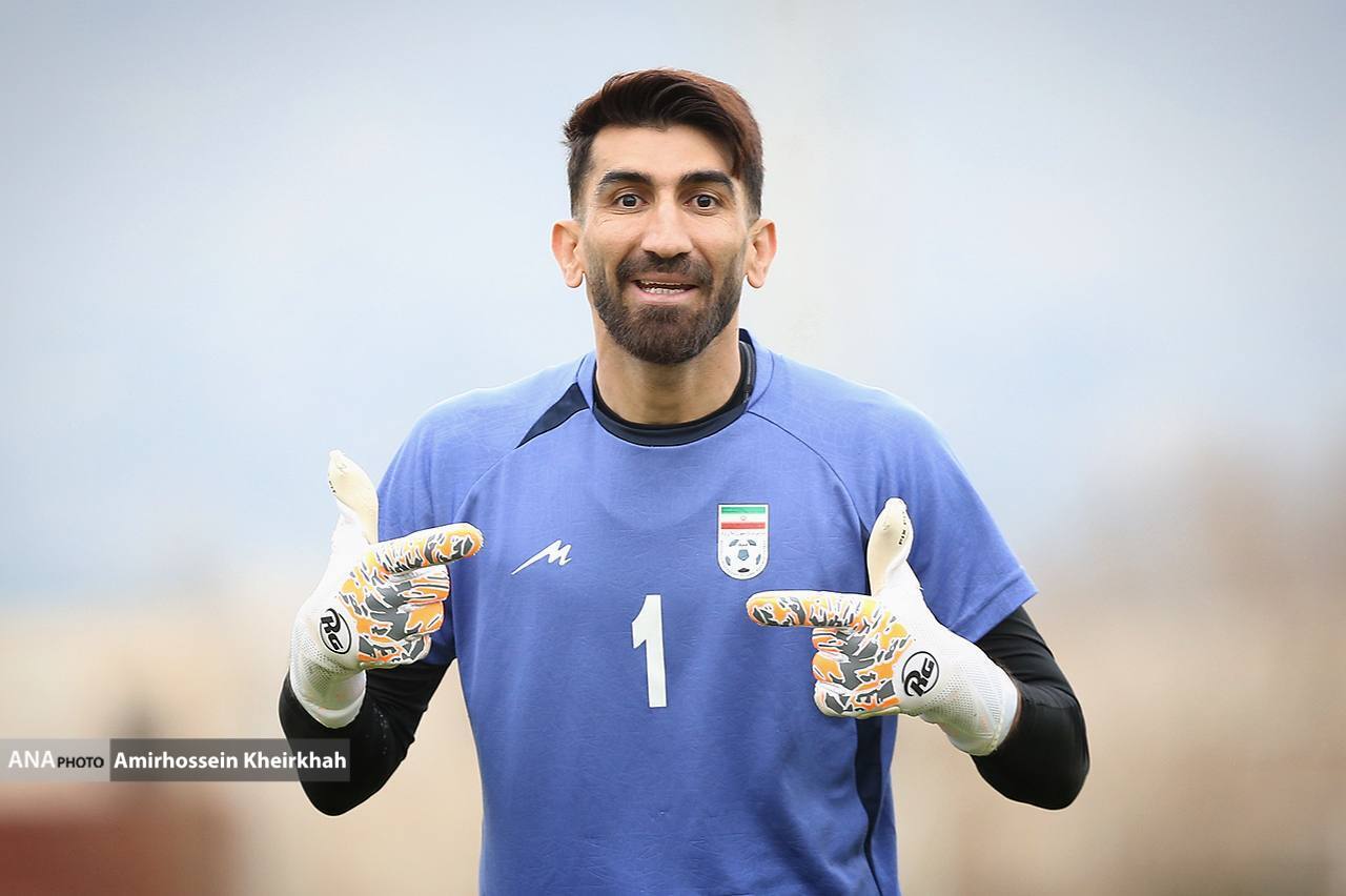 سروصدای عجیب در اطراف محل تمرین شاگردان قلعهنویی در روز حضور ۲۱ بازیکن+عکس سروصدای عجیب در اطراف محل تمرین شاگردان قلعهنویی در روز حضور ۲۱ بازیکن+عکس