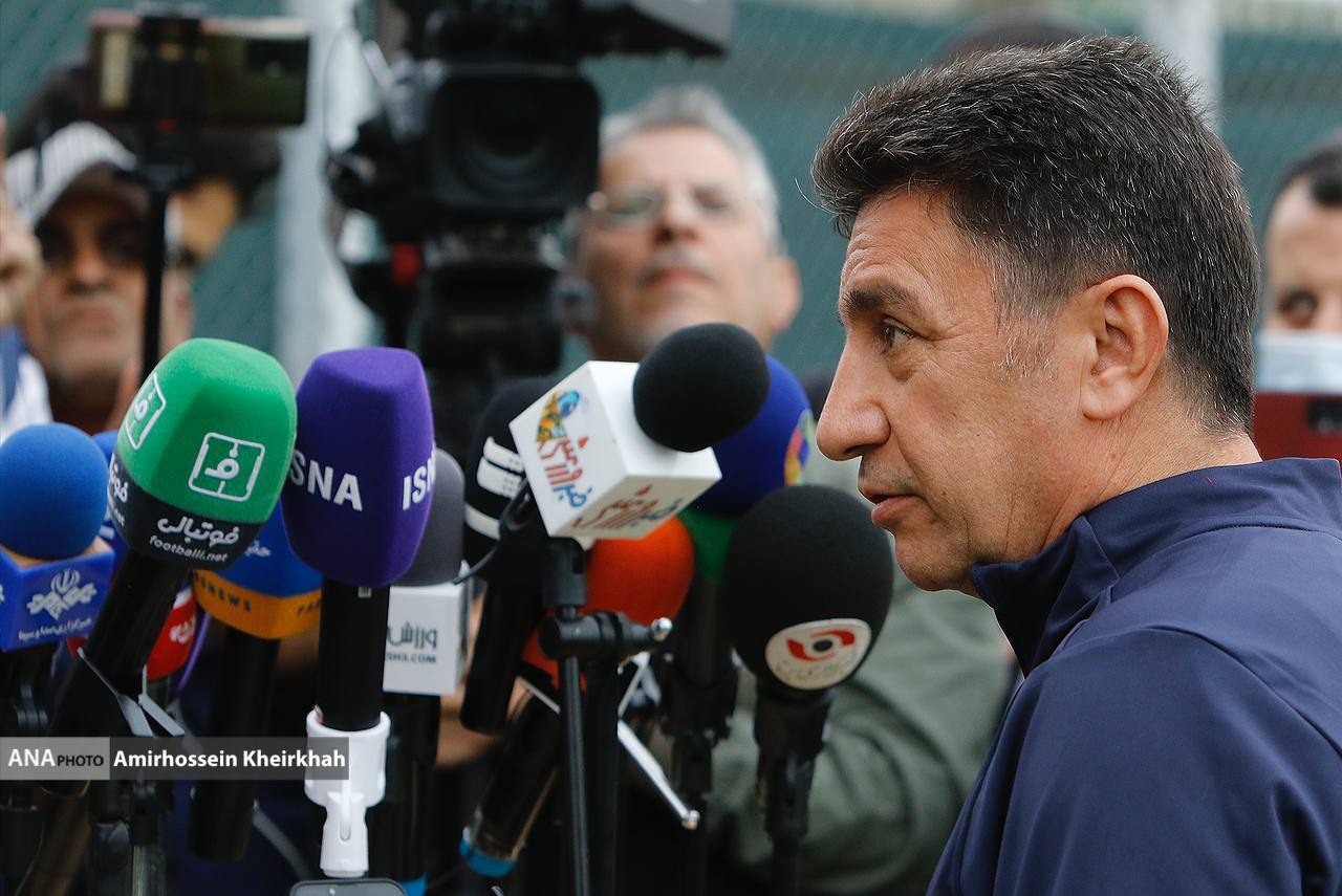 قلعهنویی: بازیکن سالاری خوب است اما بازیکن محوری خوب نیست/من هم تغییر کردم و پخته تر شده ام قلعهنویی: بازیکن سالاری خوب است اما بازیکن محوری خوب نیست/من هم تغییر کردم و پخته تر شده ام