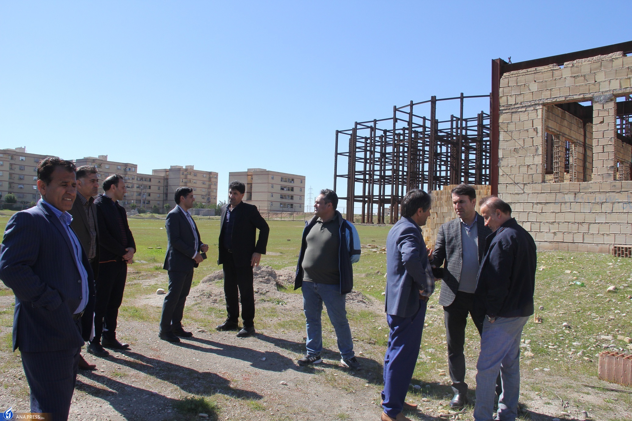 بازدید میدانی رئیس دانشگاه آزاد اسلامی خوزستان از طرحهای عمرانی نیمهتمام واحد بهبهان بازدید میدانی رئیس دانشگاه آزاد اسلامی خوزستان از طرحهای عمرانی نیمهتمام واحد بهبهان
