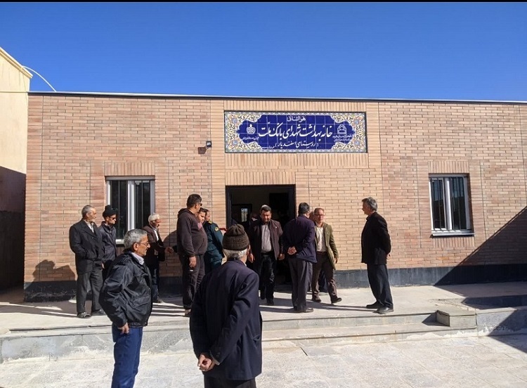 خانه بهداشت شهدای بانک ملت در یکی از روستاهای استان خراسان جنوبی افتتاح شد. خانه بهداشت شهدای بانک ملت در یکی از روستاهای استان خراسان جنوبی افتتاح شد.