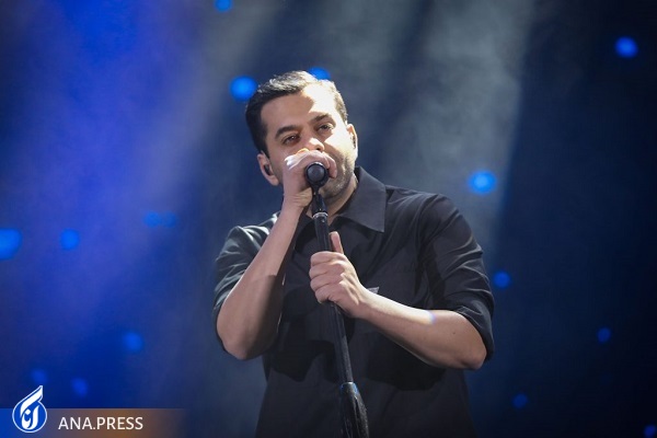 رضا بهرام و اجرایی که هم رنگ غم داشت هم عشق+ فیلم رضا بهرام و اجرایی که هم رنگ غم داشت هم عشق+ فیلم