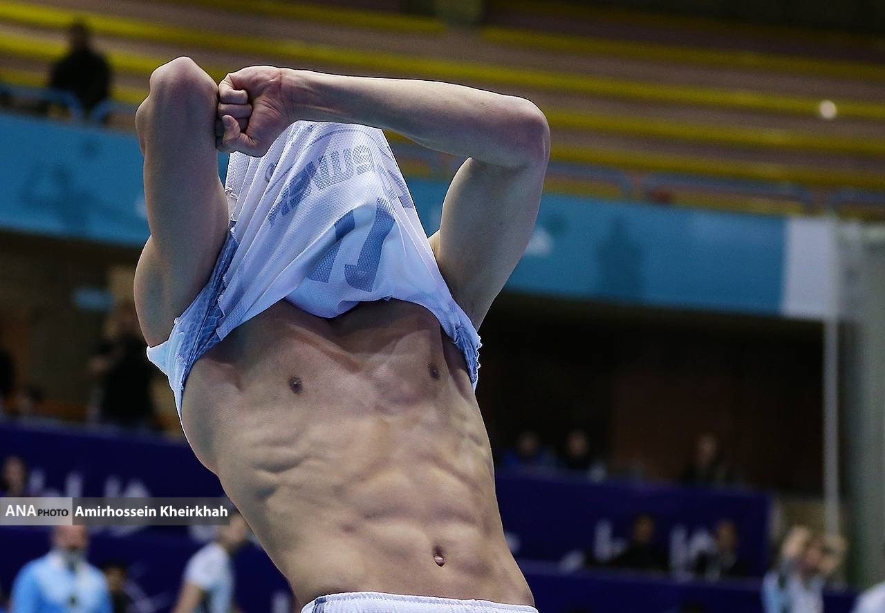 قاب های ماندگار از بازی تماشایی پیکان و نیان الکترونیک خراسان قاب های ماندگار از بازی تماشایی پیکان و نیان الکترونیک خراسان