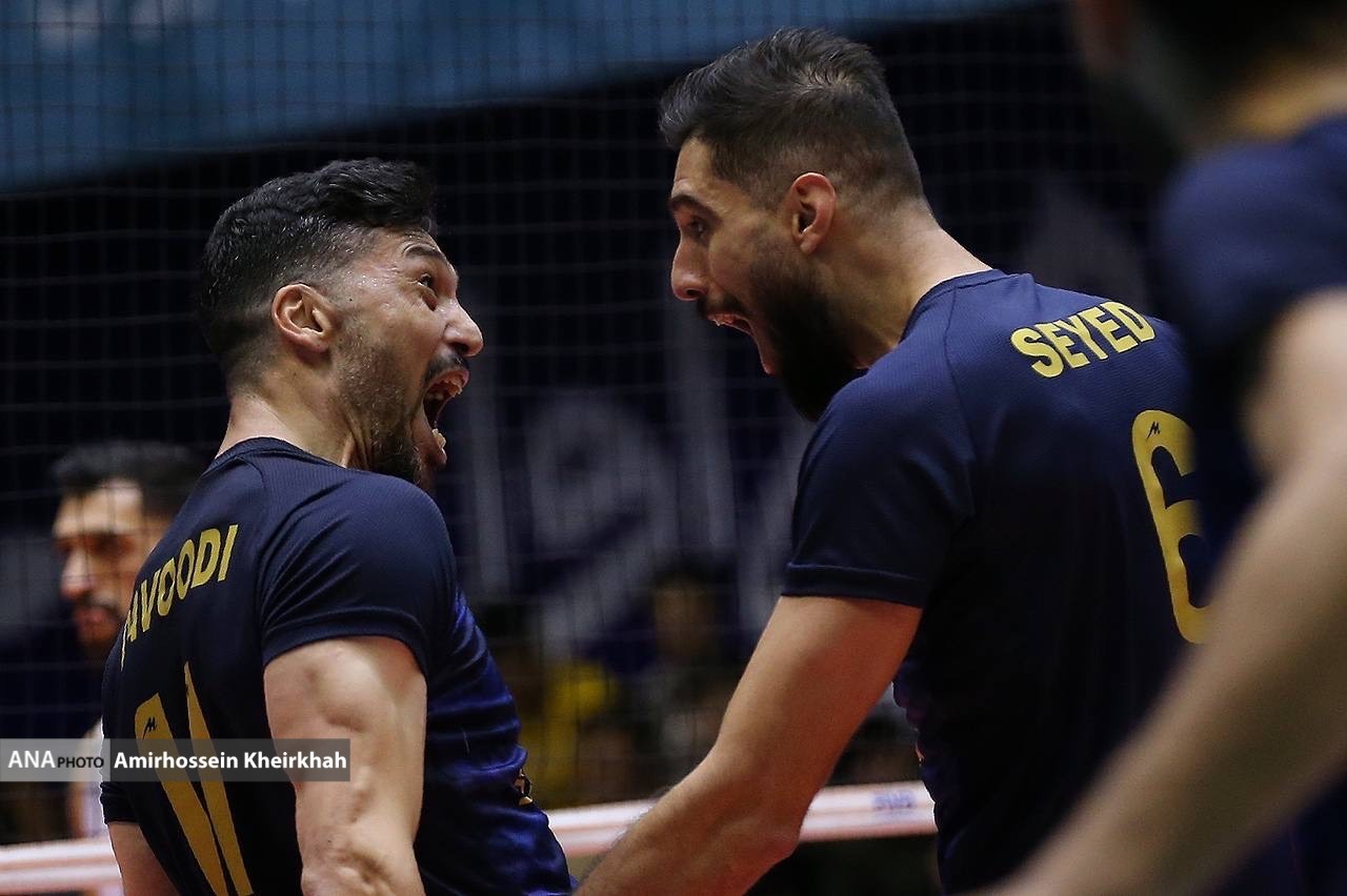 قاب های ماندگار از بازی تماشایی پیکان و نیان الکترونیک خراسان قاب های ماندگار از بازی تماشایی پیکان و نیان الکترونیک خراسان