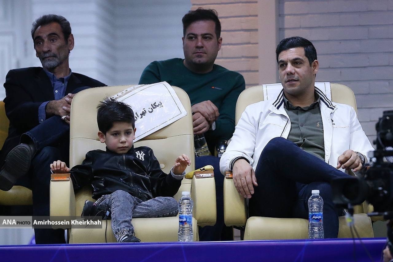 قاب های ماندگار از بازی تماشایی پیکان و نیان الکترونیک خراسان قاب های ماندگار از بازی تماشایی پیکان و نیان الکترونیک خراسان