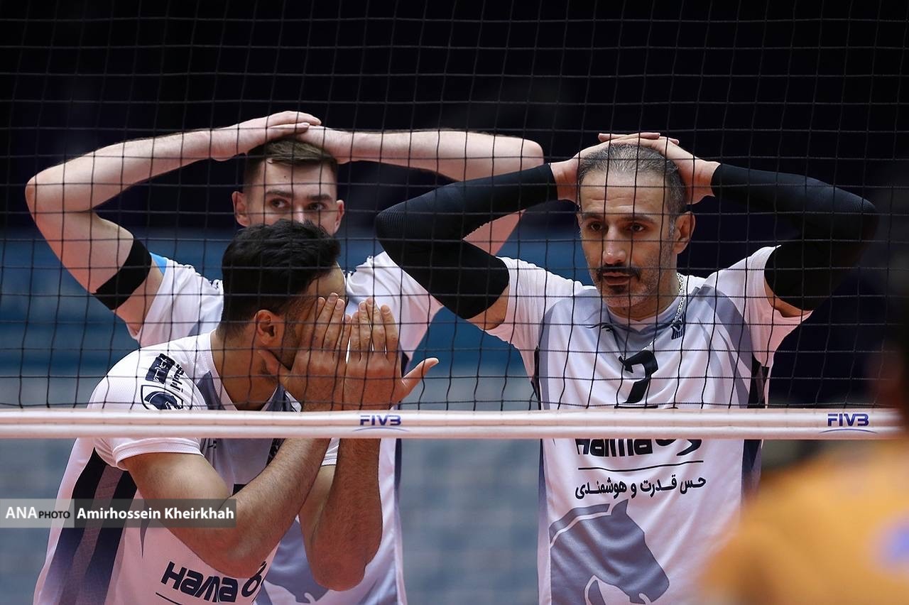 قاب های ماندگار از بازی تماشایی پیکان و نیان الکترونیک خراسان قاب های ماندگار از بازی تماشایی پیکان و نیان الکترونیک خراسان