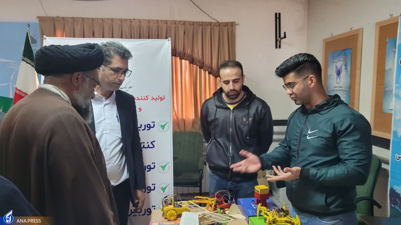 ارائه مشاوره‌های ضروری به صاحبان ایده‌ در مرکز رشد دانشگاه آزاد یاسوج