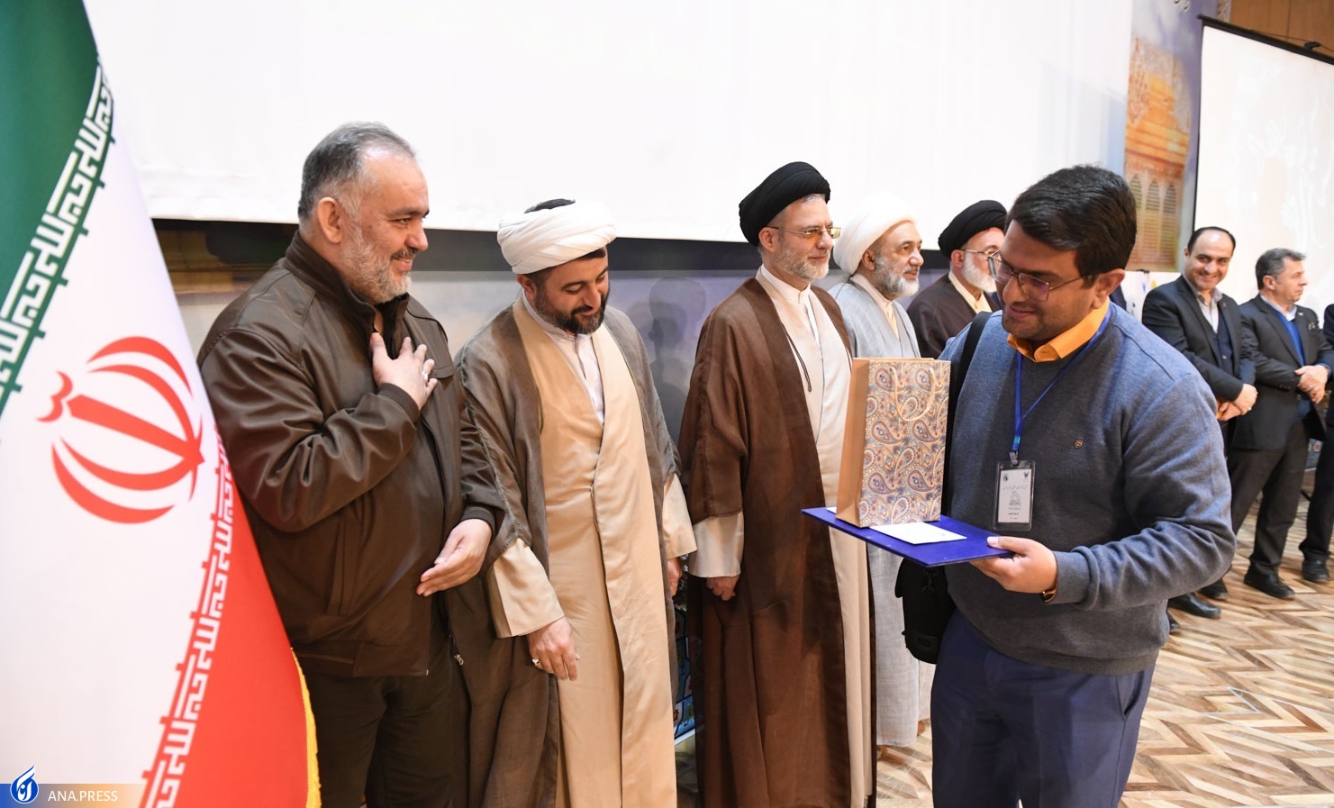 اختتامیه جشنواره علمی فرهنگی سیدالکریم و شیخ‌البلاد چگونه گذشت؟