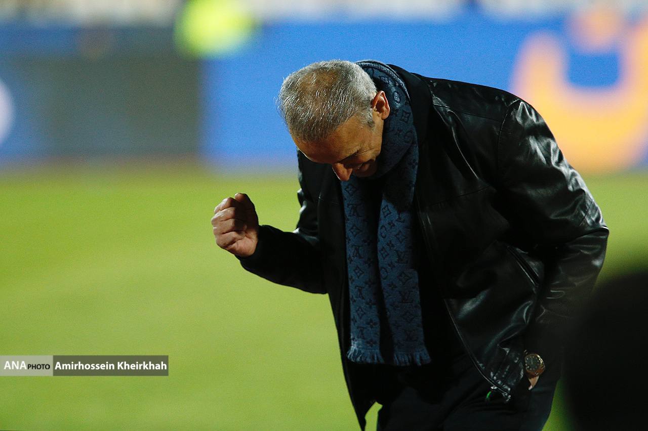 مشت معنادار گل‌محمدی+تصاویر