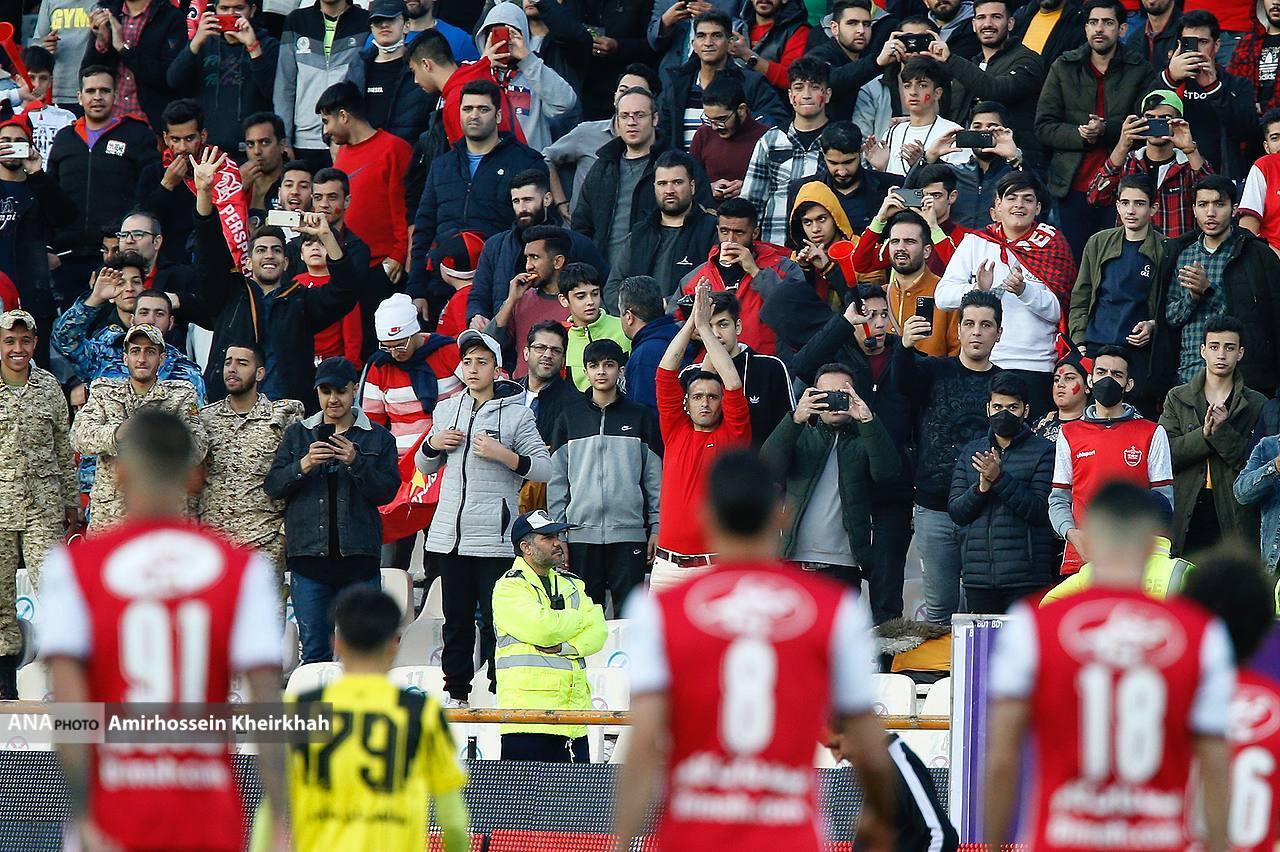 تصاویری از برتری پرسپولیس/ چهره خشمگین عنایتی در روز بد نفتی ها