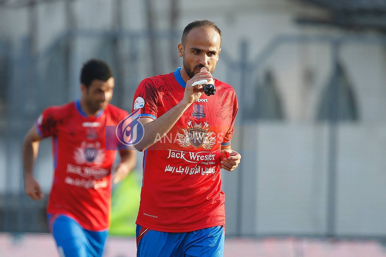 اتفاق مهم بازی نساجی و استقلال در چه بود؟+ تصاویر اتفاق مهم بازی نساجی و استقلال در چه بود؟+ تصاویر