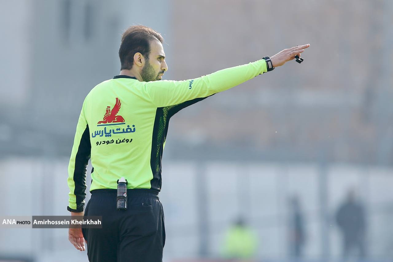 تصاویر توقف استقلال در خانه نساجی