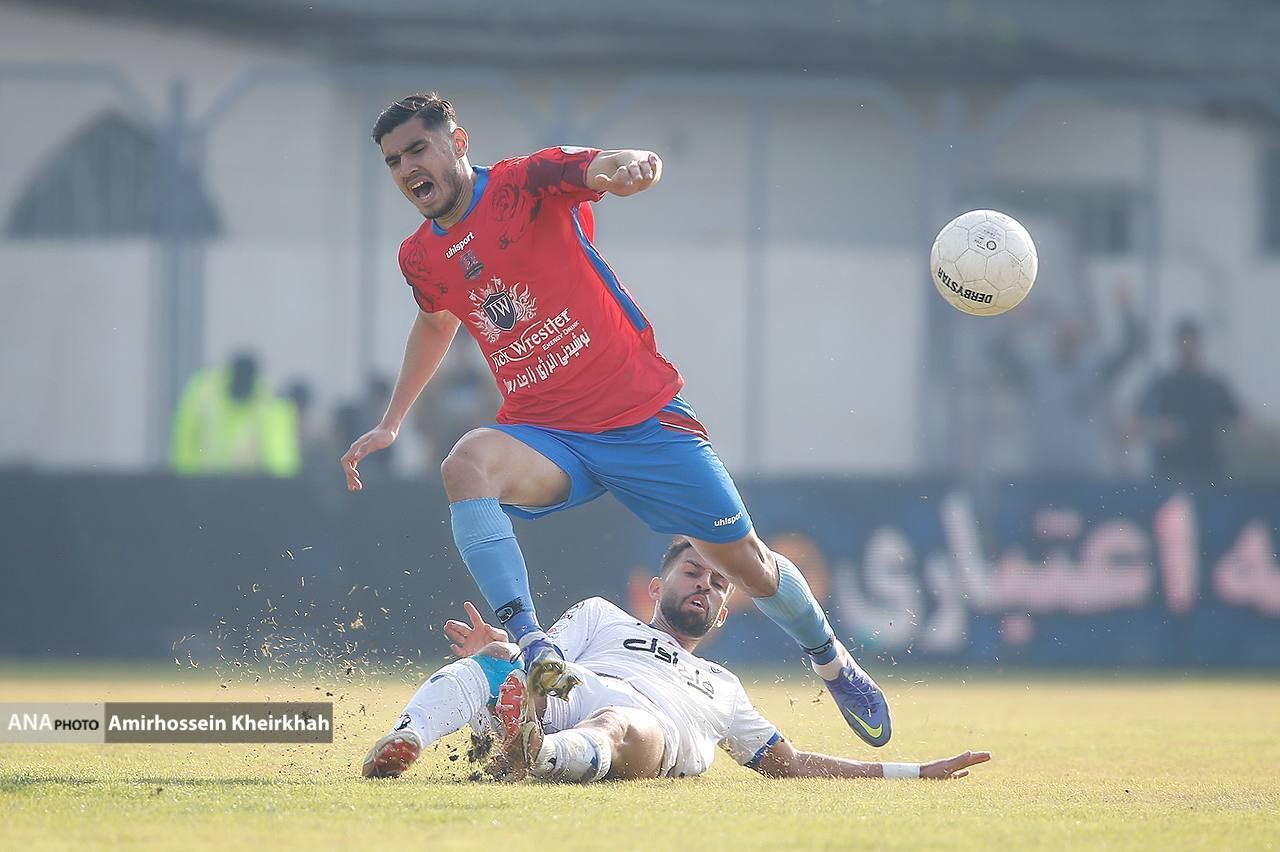 تصاویر توقف استقلال در خانه نساجی