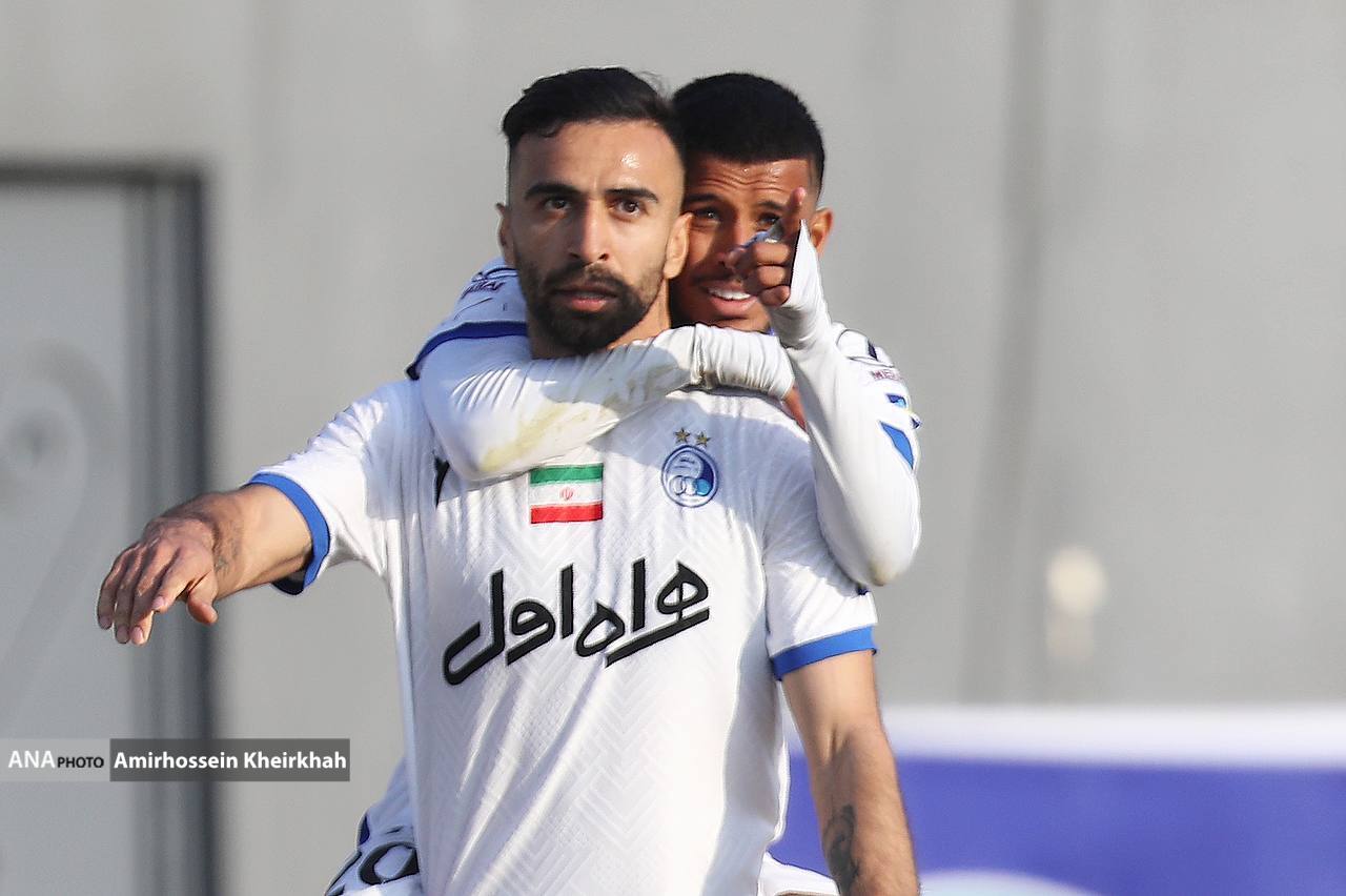 تصاویر توقف استقلال در خانه نساجی