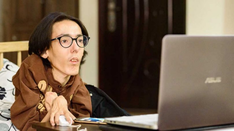 جنجال بر سر پول یا حقوق معلولین؟ / وحید رجبلو برای افراد توانیاب سینه سپر کرده است؟ جنجال بر سر پول یا حقوق معلولین؟ / وحید رجبلو برای افراد توانیاب سینه سپر کرده است؟