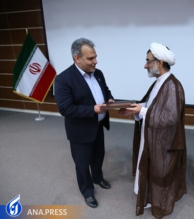 سرپرست دانشگاه آزاد اسلامی استان مرکزی معرفی شد