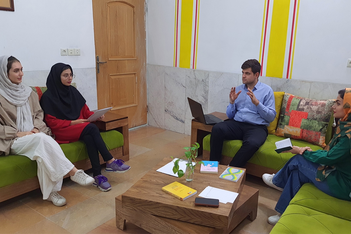 بازگردانی و بومی‌سازی پروتکل‌های درمانی بین‌المللی