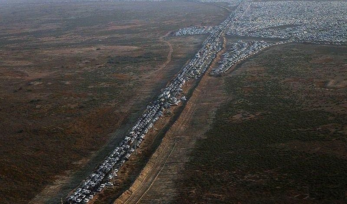 زائران تا اطلاع ثانوی به مرز‌های مهران، چذابه و شلمچه مراجعه نکنند  آمادگی حدود ۲۰۰ دستگاه اتوبوس برای انتقال زائران در عراق