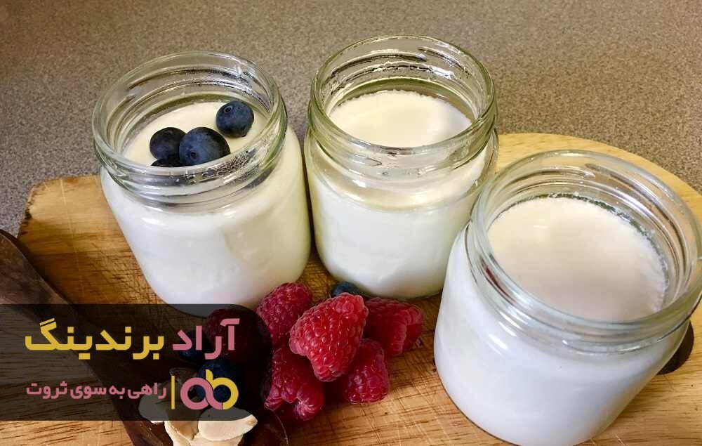 ماست چکیده یونانی بدون چربی چیست؟ ماست چکیده یونانی بدون چربی چیست؟