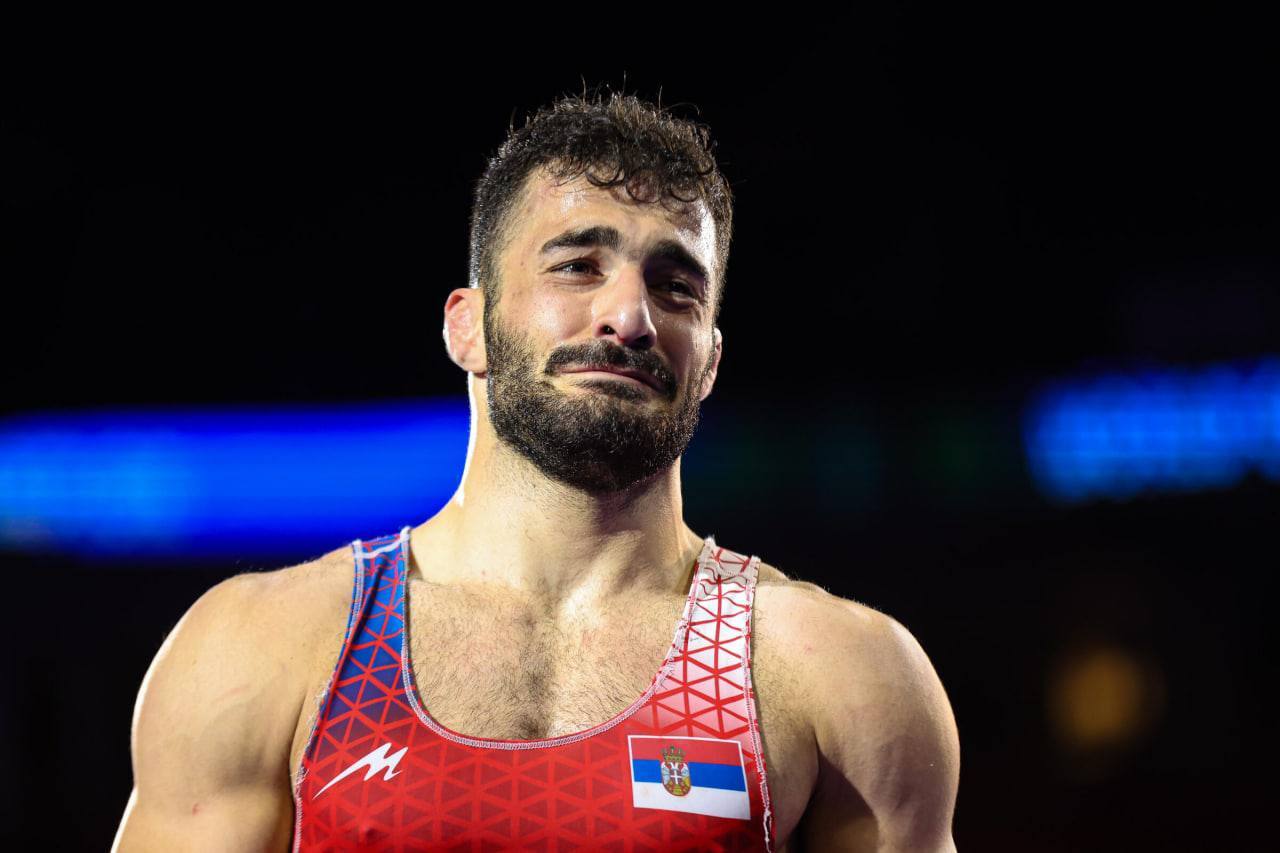 مدال طلای ارسلان مظلومیت کشتی فرنگی را نشان داد/ حمایت بیش از اندازه و قهرهای مدام به ما ضربه زد مدال طلای ارسلان مظلومیت کشتی فرنگی را نشان داد/ حمایت بیش از اندازه و قهرهای مدام به ما ضربه زد