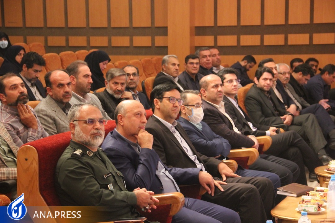 سرپرست دانشگاه آزاد اسلامی واحد تاکستان تغییر کرد سرپرست دانشگاه آزاد اسلامی واحد تاکستان تغییر کرد