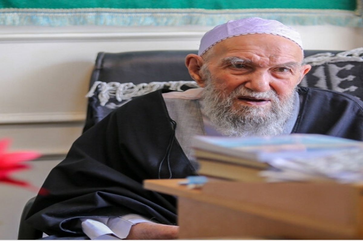 آیتالله ناصری دولتآبادی: از مقام رهبری جدا نباشید و جدا نشوید/ بنده معتقدم ایشان مؤید من عندالله است آیتالله ناصری دولتآبادی: از مقام رهبری جدا نباشید و جدا نشوید/ بنده معتقدم ایشان مؤید من عندالله است