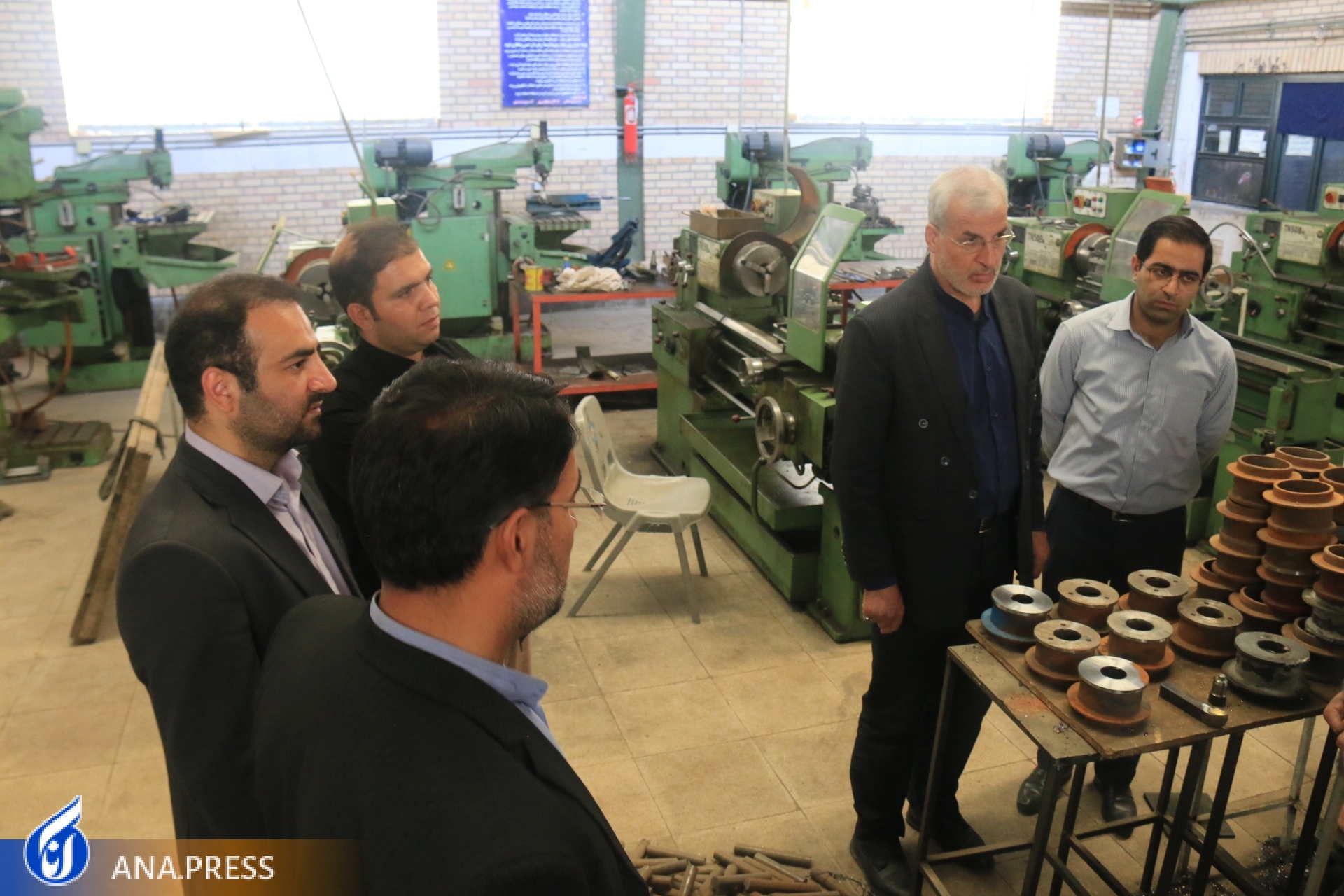 بازدید ۲ مدیرکل در استان همدان از امکانات و تجهیزات دانشگاه آزاد اسلامی