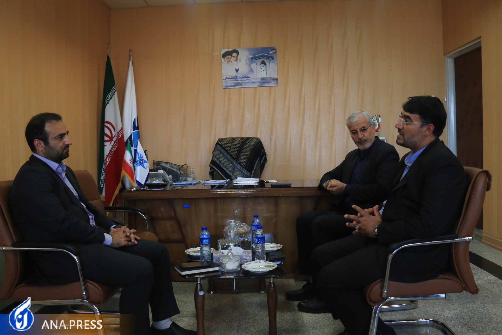 بازدید ۲ مدیرکل در استان همدان از امکانات و تجهیزات دانشگاه آزاد اسلامی