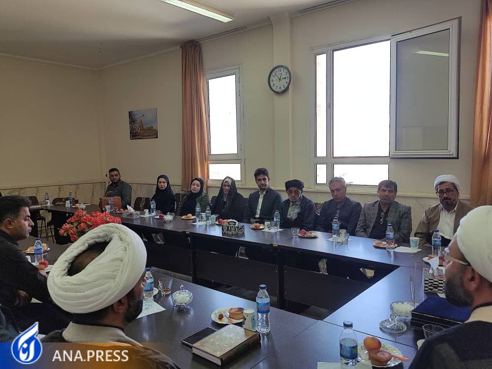 اهدای مدرک افتخاری دانشگاه به ۲ شهید دانشجو اهدای مدرک افتخاری دانشگاه به ۲ شهید دانشجو