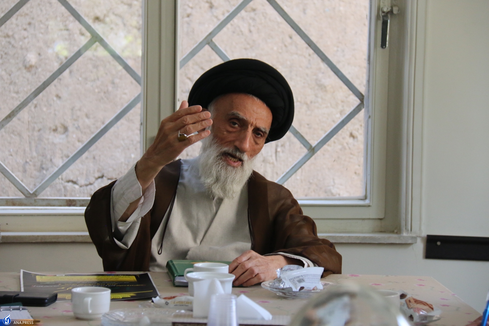 رونمایی از پوستر سوگواره «شعر نجوا» با 9 محور