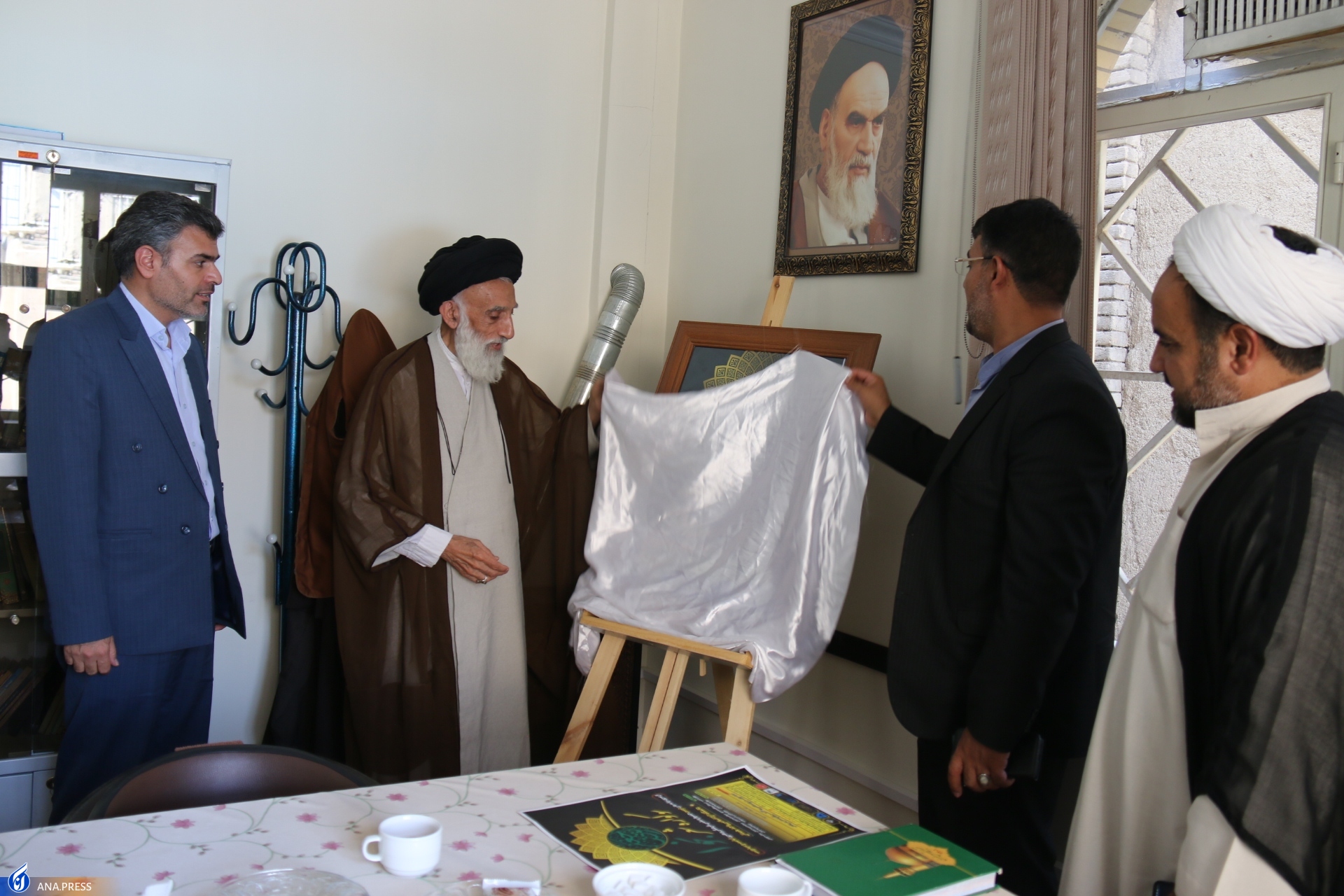 رونمایی از پوستر سوگواره «شعر نجوا» با 9 محور