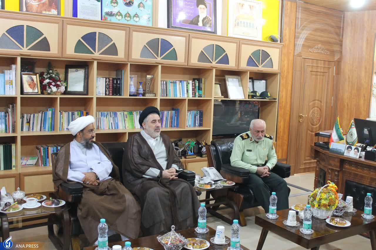 بهره‌برداری منفی دشمن از کلام برخی سیاسیون و مسئولان/ تعبیر دقیق رهبری درباره نیروی انتظامی چه بود؟