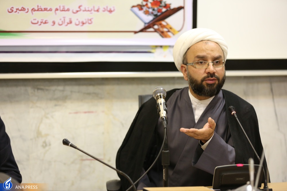 برترین‌های بیست و ششمین دوره مسابقات قرآن و عترت تجلیل شدند