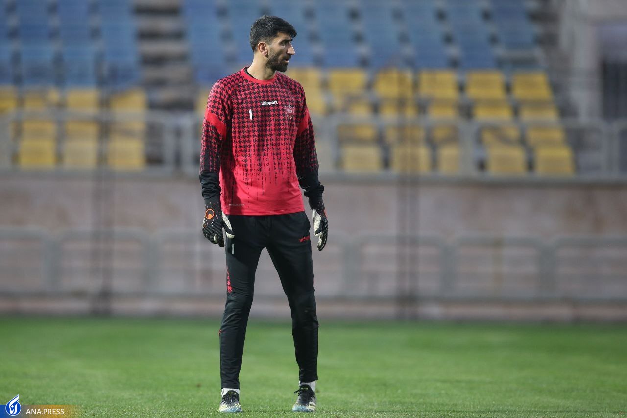 حضور دیاباته در تمرینات گروهی پرسپولیس/ سرلک زیر نظر پزشک حضور دیاباته در تمرینات گروهی پرسپولیس/ سرلک زیر نظر پزشک