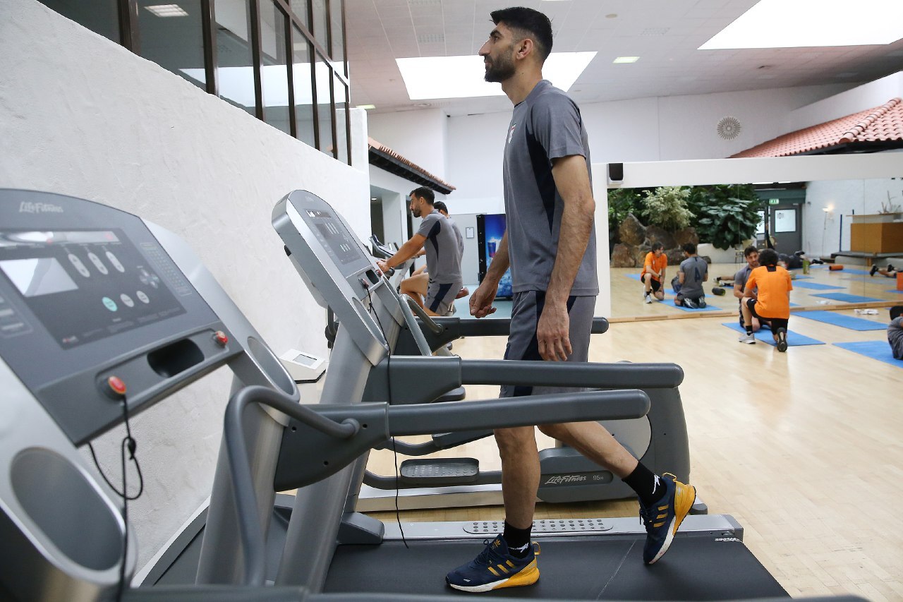 بیرانوند بدون مشکل با تیم ملی تمرین کرد+عکس بیرانوند بدون مشکل با تیم ملی تمرین کرد+عکس