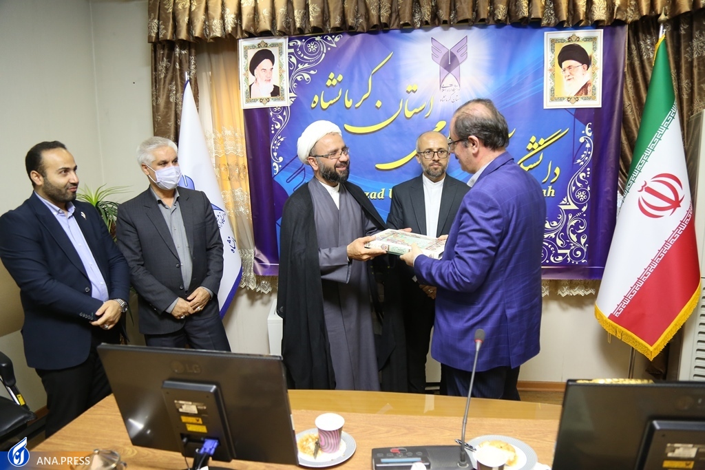 سکاندار معاونت پژوهش و فناوری دانشگاه آزاد کرمانشاه تغییر کرد سکاندار معاونت پژوهش و فناوری دانشگاه آزاد کرمانشاه تغییر کرد