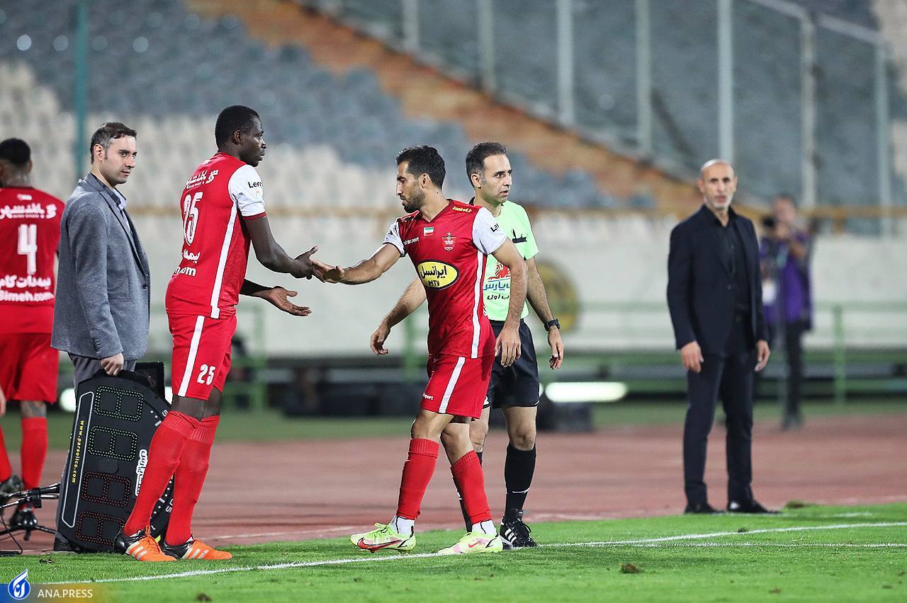 بازیکن سورپرایزی پرسپولیس رونمایی شد+ تصاویر بازیکن سورپرایزی پرسپولیس رونمایی شد+ تصاویر