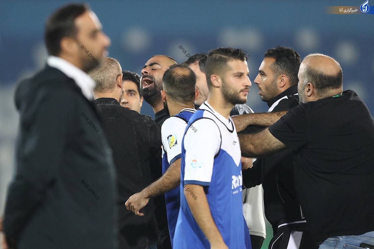 تصاویر عجیب از مربی پرسپولیس برای مهار سرمربی ملوان