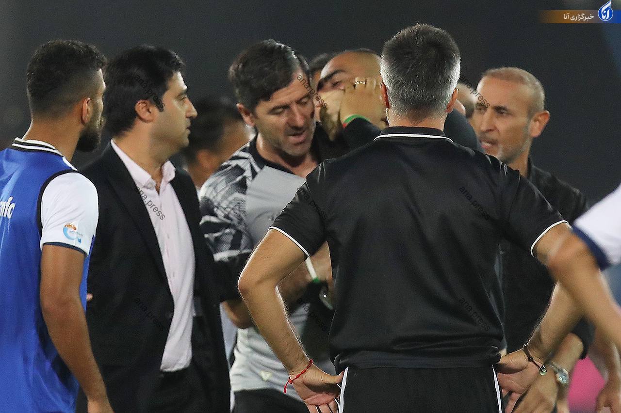 تصاویر عجیب از مربی پرسپولیس برای مهار سرمربی ملوان