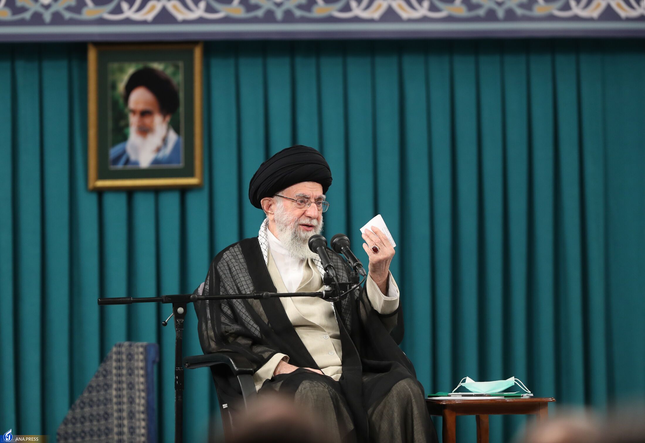 چرا نا امید کردن نخبگان بخشی از جنگ نرم دشمن است؟ چرا نا امید کردن نخبگان بخشی از جنگ نرم دشمن است؟