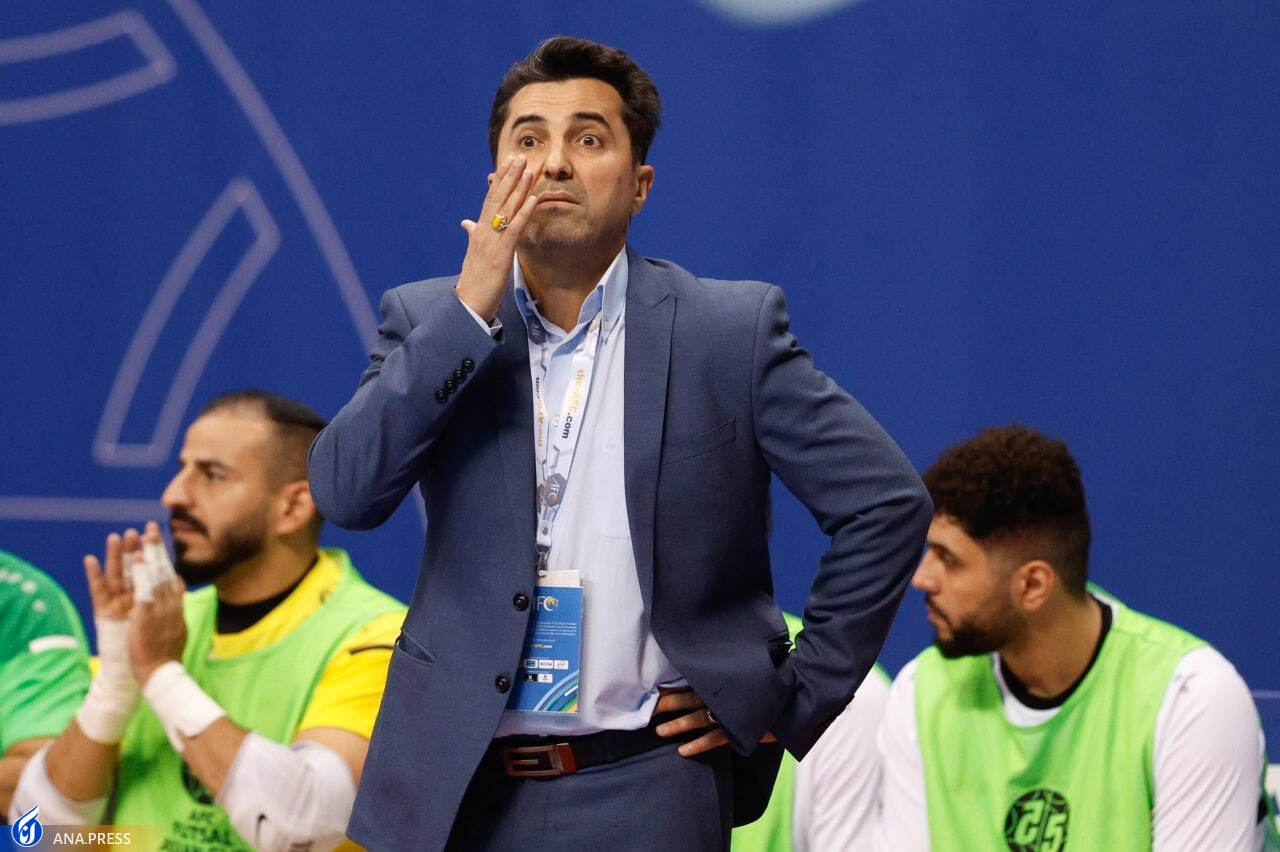 واکنش های جالب سرمربی ایرانی عراق در جام ملت های فوتسال آسیا