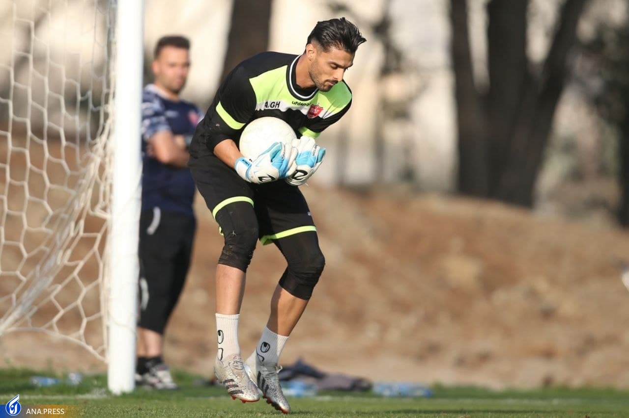 وضعیت مبهم بیرانوند برای بازی فردا/ یادبود سرخ ها برای کاپیتان نوروزی