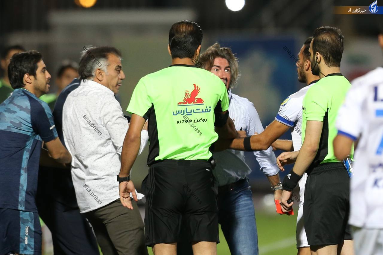 تلاش های دسته جمعی برای مهار خشم ساپینتو+ تصاویر تلاش های دسته جمعی برای مهار خشم ساپینتو+ تصاویر