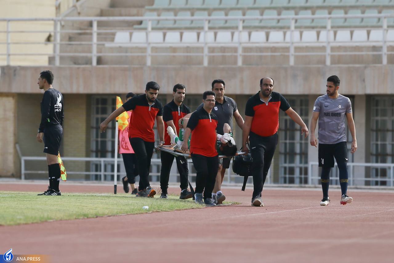 اتفاق تلخ در بازی روز گذشته چادرملو و پارس جنوبی+عکس اتفاق تلخ در بازی روز گذشته چادرملو و پارس جنوبی+عکس