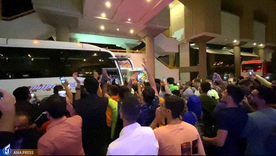 اتفاق عجیب مانع از حضور سرمربی استقلال در نشست خبری شد+عکس اتفاق عجیب مانع از حضور سرمربی استقلال در نشست خبری شد+عکس