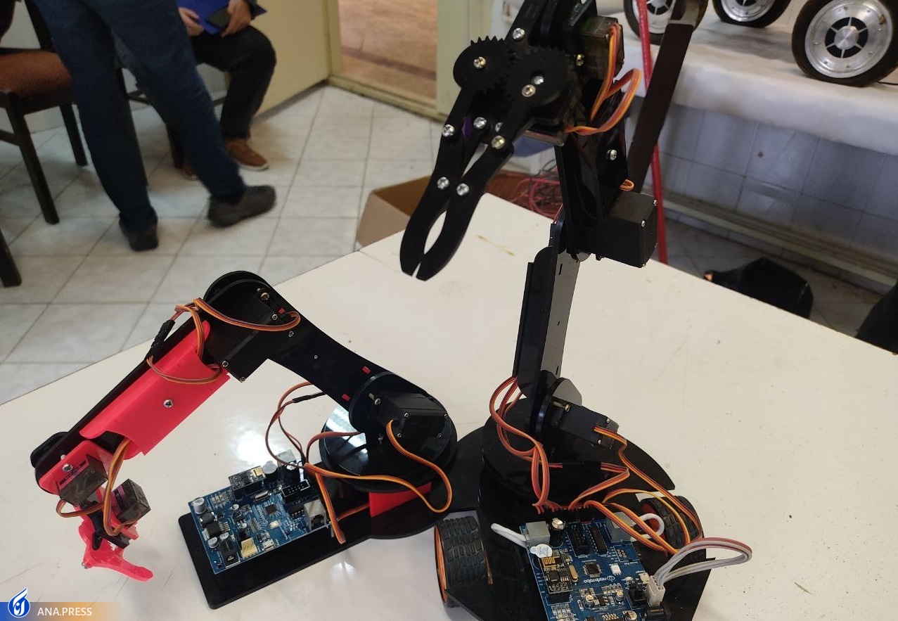 «بازوهای صنعتی» ۲۴ساعته در خدمت افراد ناتوان و بیمار/ رباتهای پوشیدنی تولید شد «بازوهای صنعتی» ۲۴ساعته در خدمت افراد ناتوان و بیمار/ رباتهای پوشیدنی تولید شد