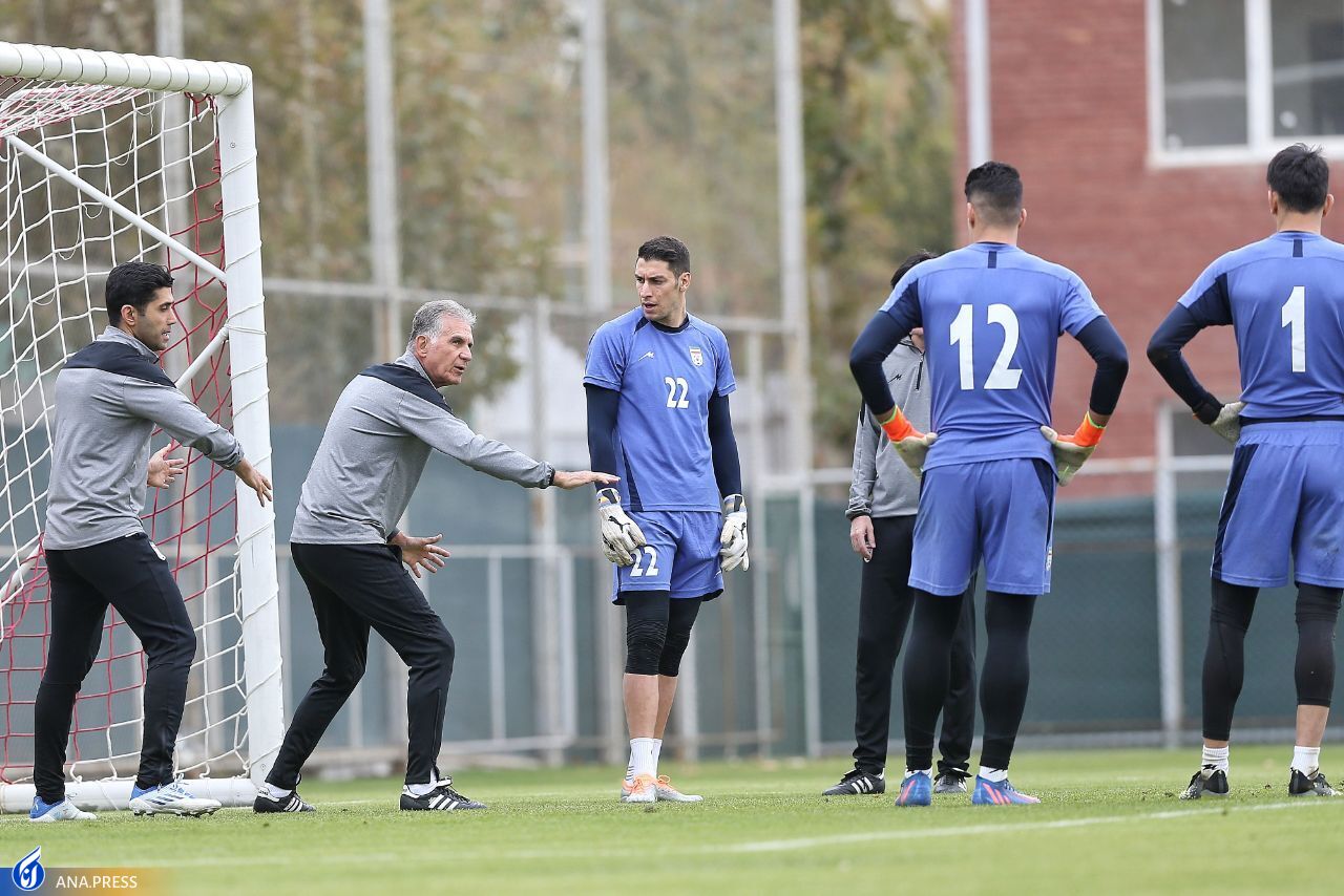 تمرین ویژه کی روش با دروازه بانان تیم ملی/ واکنش دیدنی اخباری+ عکس تمرین ویژه کی روش با دروازه بانان تیم ملی/ واکنش دیدنی اخباری+ عکس