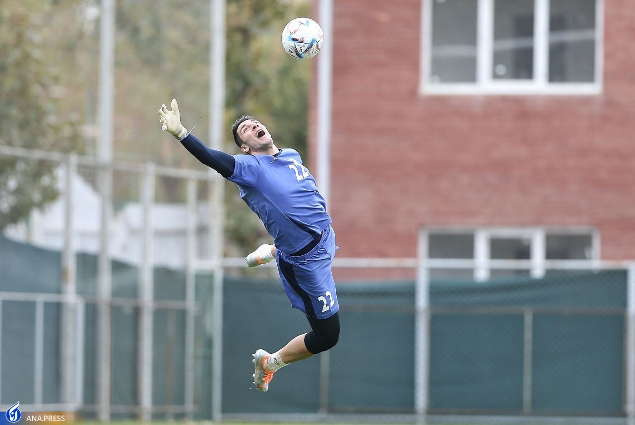 تمرین ویژه کی روش با دروازه بانان تیم ملی/ واکنش دیدنی اخباری+ عکس تمرین ویژه کی روش با دروازه بانان تیم ملی/ واکنش دیدنی اخباری+ عکس