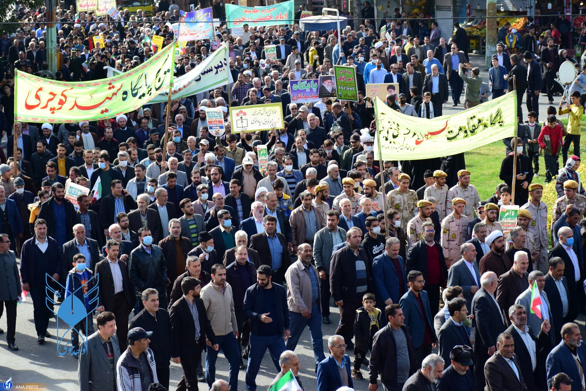 فریاد دانشگاهیان بر سر استکبار جهانی/ با عاملان ناامنی قاطعانه برخورد شود فریاد دانشگاهیان بر سر استکبار جهانی/ با عاملان ناامنی قاطعانه برخورد شود