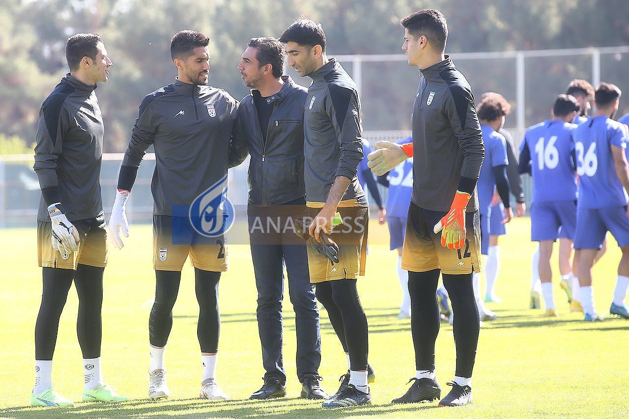 بازگشت رحمتی به تیم ملی بعد از 10 سال/ عکس یادگاری کیروش با شاگرد سابق و بهبودی مدافع استقلال+ تصاویر بازگشت رحمتی به تیم ملی بعد از 10 سال/ عکس یادگاری کیروش با شاگرد سابق و بهبودی مدافع استقلال+ تصاویر